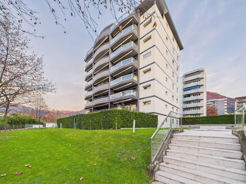 AMPIO E LUMINOSO APPARTAMENTO DI 4,5 LOCALI IN RESIDENZA SIGNORILE (25)