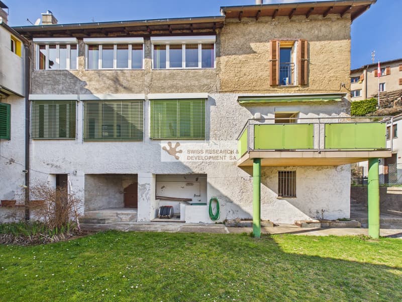 CARATTERISTICO APPARTAMENTO DI 3,5 LOCALI CON GIARDINO E GRANDE POTENZIALE - ZWEITWOHNSITZ (1)