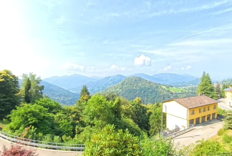 VILLA INDIPENDENTE CON GIARDINO E VISTA APERTA (4)