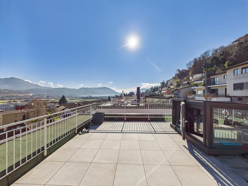 MERAVIGLIOSA CASA CONTIGUA CON GIARDINO E ROOFTOP-MÖGLICH ALS ZWEITWOHNSITZ (24)