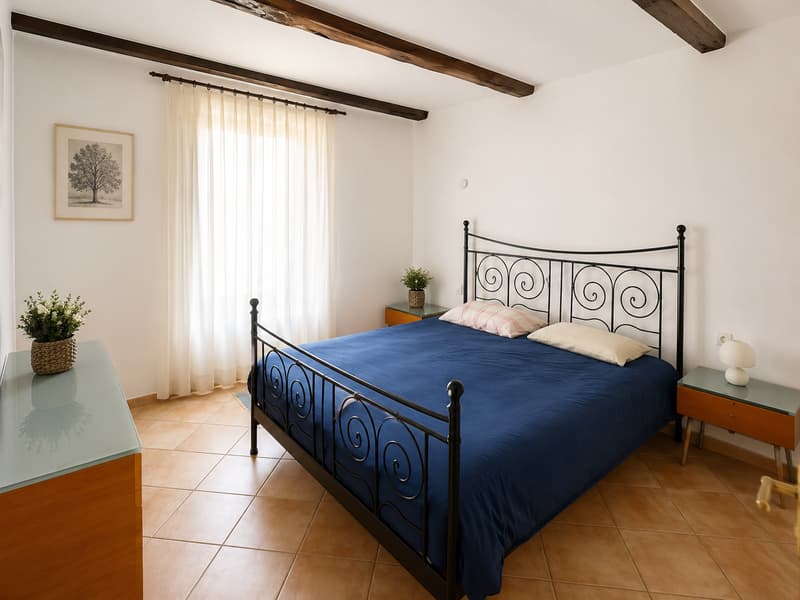 CASA BIFAMILIARE SU TRE PIANI – IDEALE COME ABITAZIONE O INVESTIMENTO, CON RENDIMENTO DEL 4% (6)