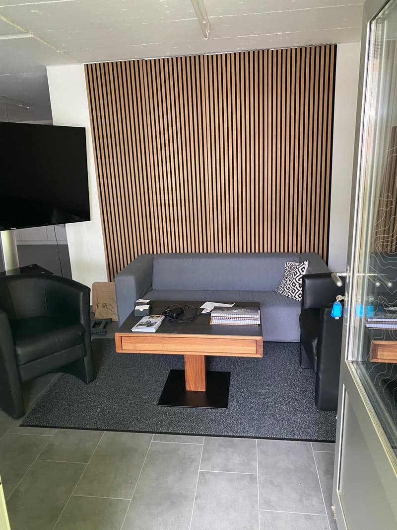 Helles Büro (110m2) mit Lager (45m2) an zentraler Lage in Täuffelen (3)