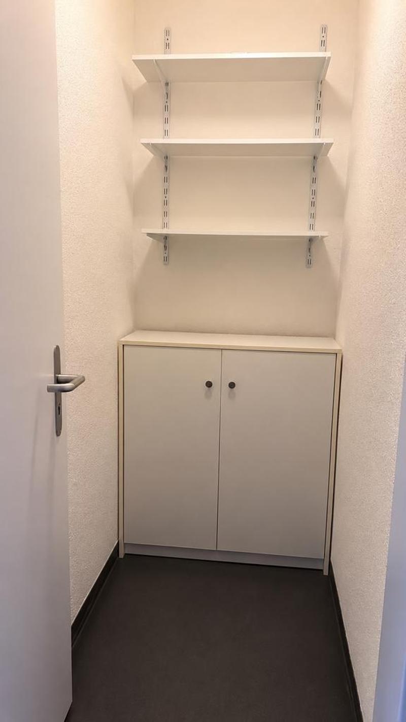 Exklusiv zentral: 2.5-Zimmer-Wohnung in der Metalli Zug (6)