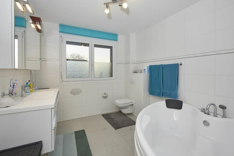 Sunny 4.5-room apartment with balcony 28 m2 (11)