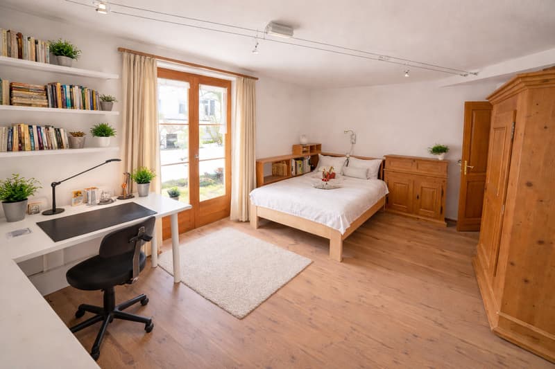 Charmante 3.5-Zimmer Wohnung in zentraler Lage (3)
