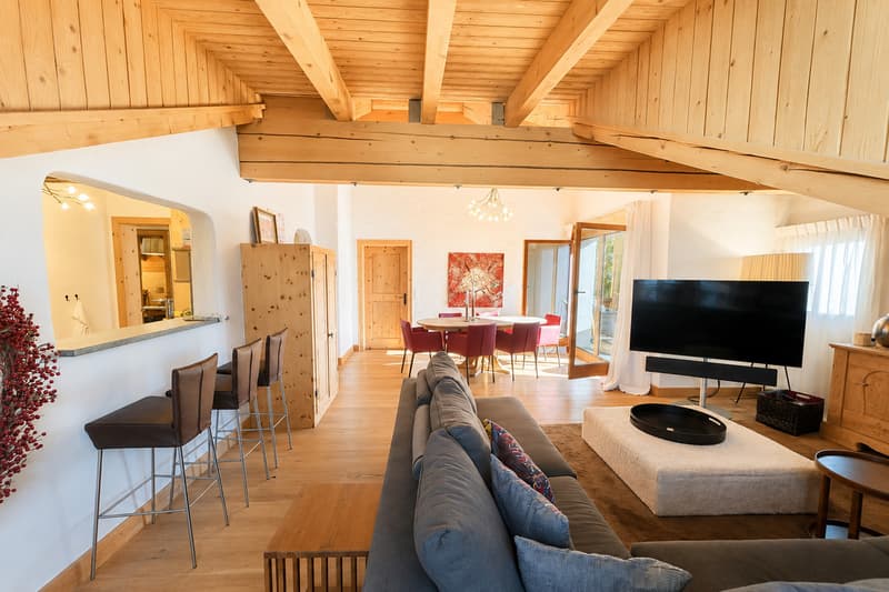 Saisonmiete: 5.5 Zimmer Dachwohnung mit Hotelanbindung (5)