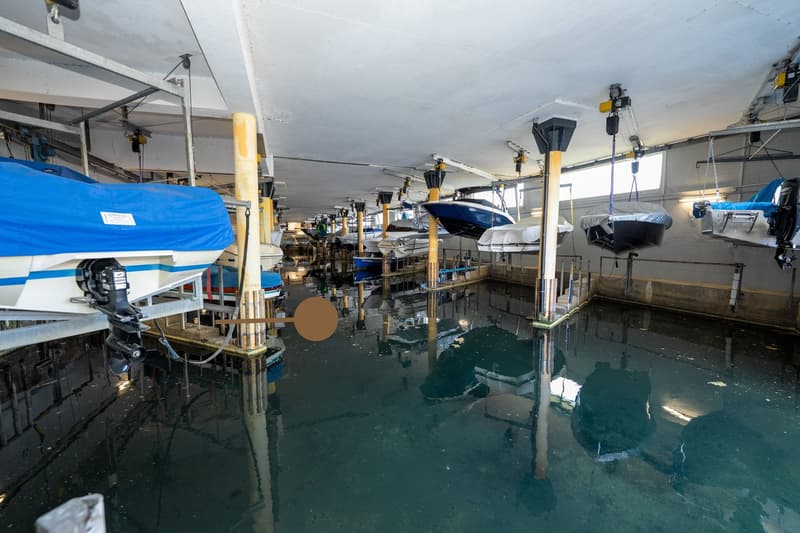 Bootshalle mit 38 Plätzen