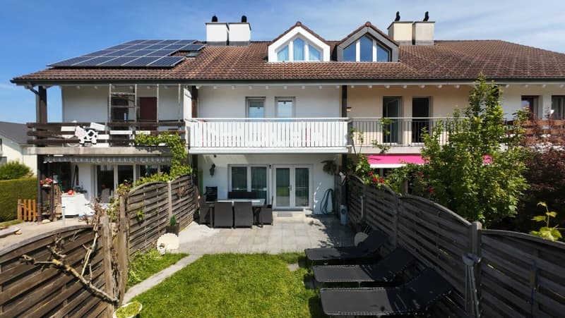 6.5 Zimmer Reihenmittelhaus mit Garten und Doppel-Carport (1)