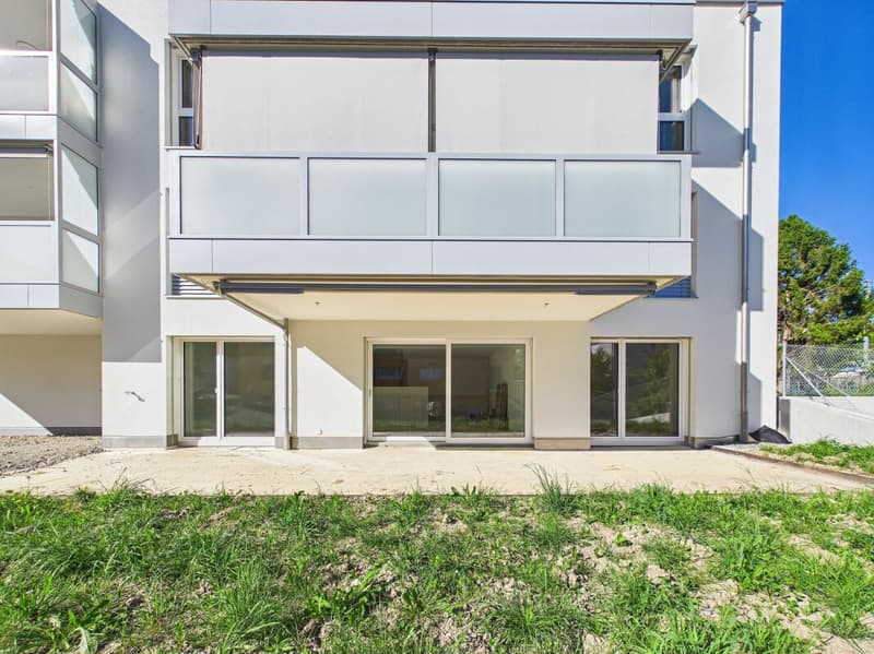 Newly built 4.5-room garden apartment with south-facing orientation in the center of Affoltern am Albis (2)