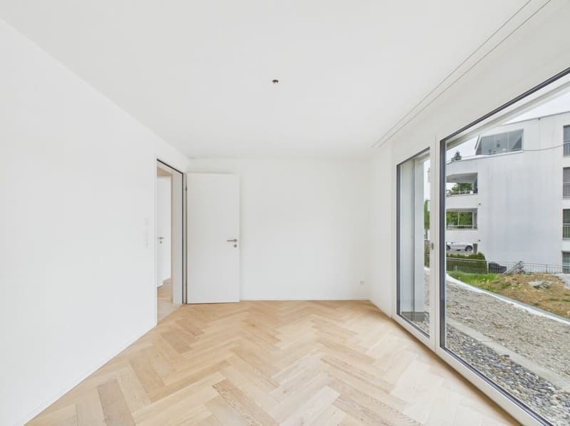 Newly built 4.5-room garden apartment with south-facing orientation in the center of Affoltern am Albis (6)