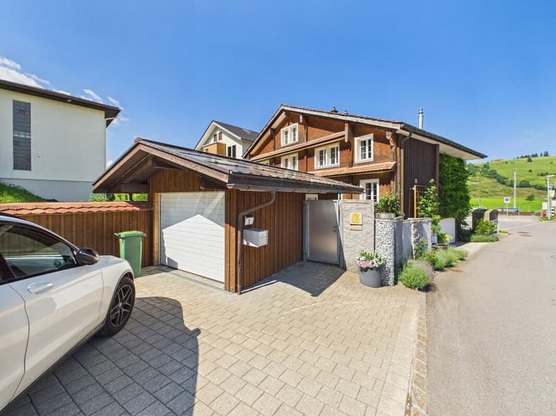 7.5 room single-family house with winter garden, seating area and 2 garage boxes! (2)