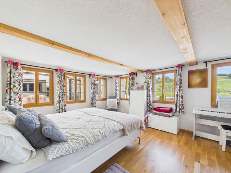 7.5 room single-family house with winter garden, seating area and 2 garage boxes! (8)