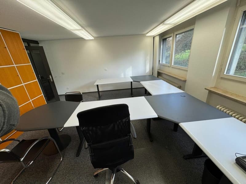 Bureau moderne, prêt à être occupé, 4 pièces avec équipement de haute qualité en centre-ville - à louer immédiatement (5)