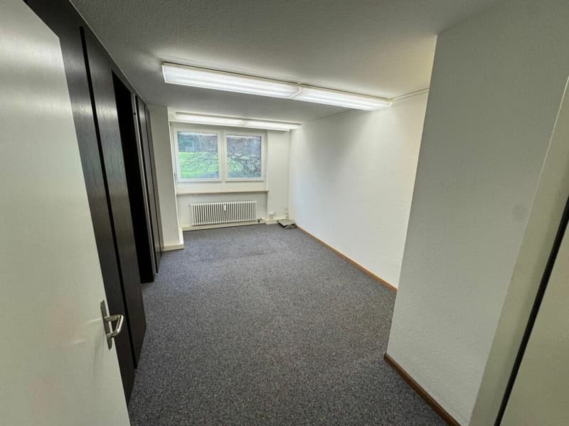 Bureau moderne, prêt à être occupé, 4 pièces avec équipement de haute qualité en centre-ville - à louer immédiatement (6)
