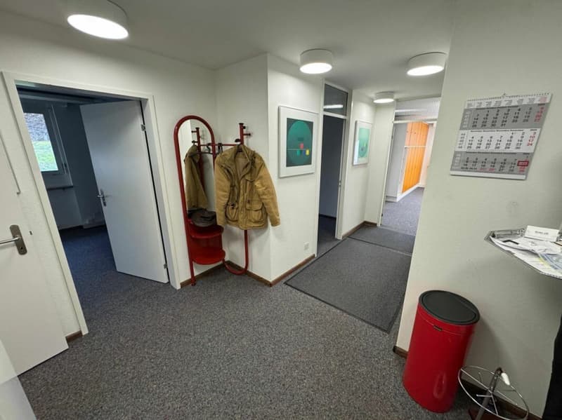 Bureau moderne, prêt à être occupé, 4 pièces avec équipement de haute qualité en centre-ville - à louer immédiatement (12)