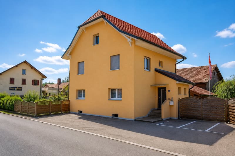 Renovated House 150 m² + 2 Garages (162 m²) | Chénens (1)