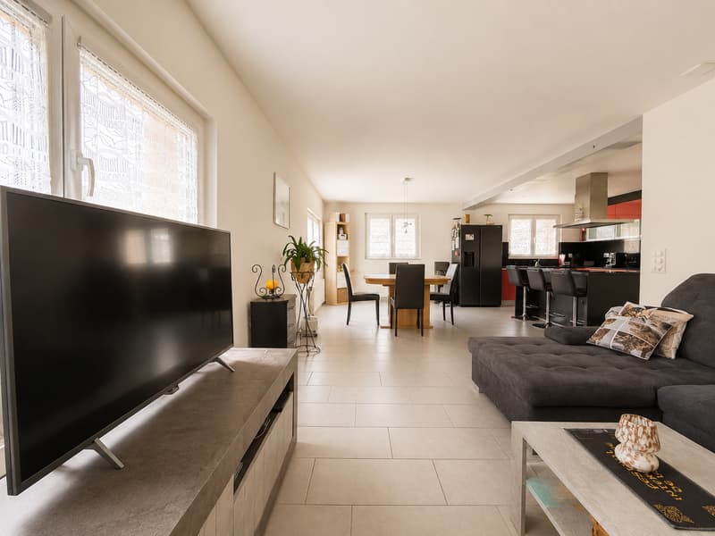 Renovated House 150 m² + 2 Garages (162 m²) | Chénens (9)