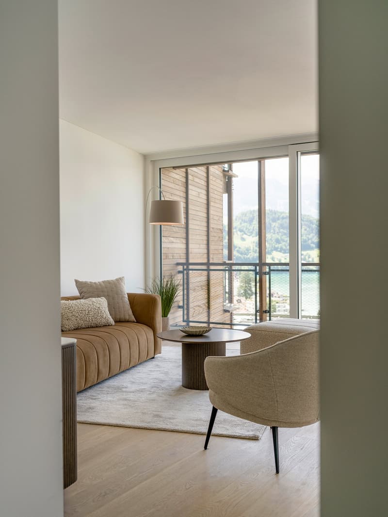 Exclusive 4.5-room maisonette apartment in Vitznau – living with a lake view (5)