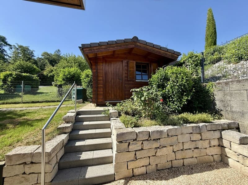 Single-family house with plenty of surrounding space and views (12)