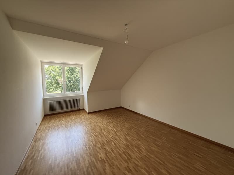 Large 4.5-room maisonette apartment with hobby room (10)