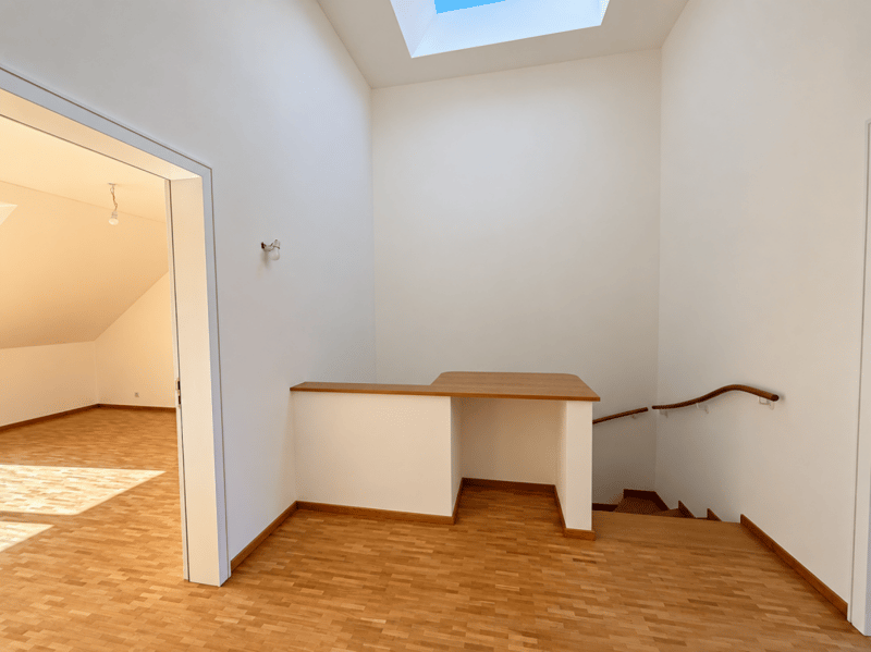 Grosszügige 4.5-Zi.-Maisonette-Wohnung mit Hobbyraum (10)