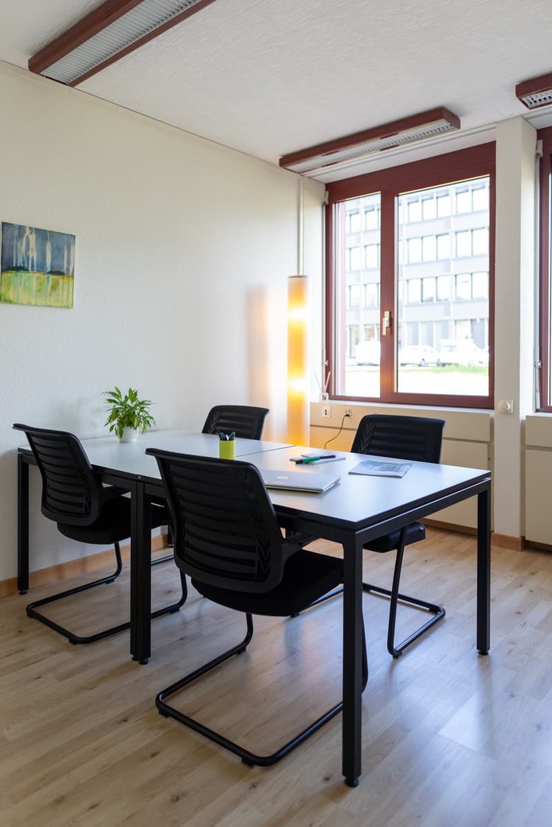 Bureau à louer sur mesure (11)