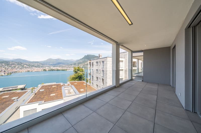 PRESTIGETRÄCHTIGE 4,5-ZIMMER-WOHNUNG MIT HERRLICHEM SEEBLICK (4)