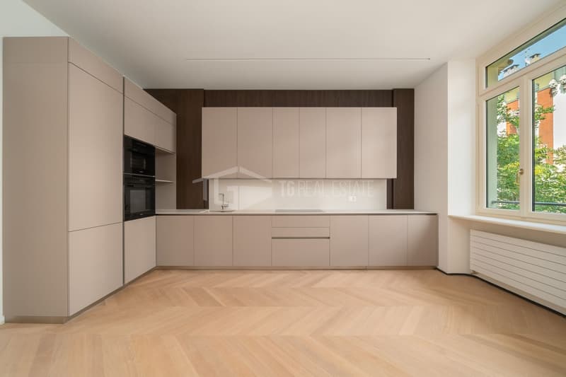 Elegant Apartment in Central Lugano (3)