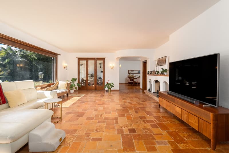 Ein Stück vom Paradies - mediterrane Eleganz mit Seeblick (3)