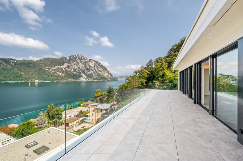 PRESTIGIOUS DESIGNER PENTHOUSE WITH LAKE VIEW TERRACE (1)