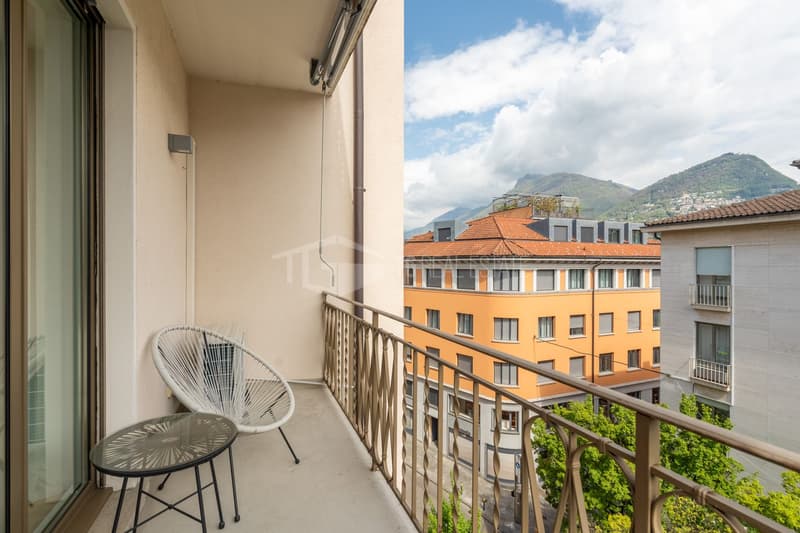ELEGANTES, MÖBLIERTES 3,5-ZIMMER-ZIMMER IM ZENTRUM VON LUGANO (6)