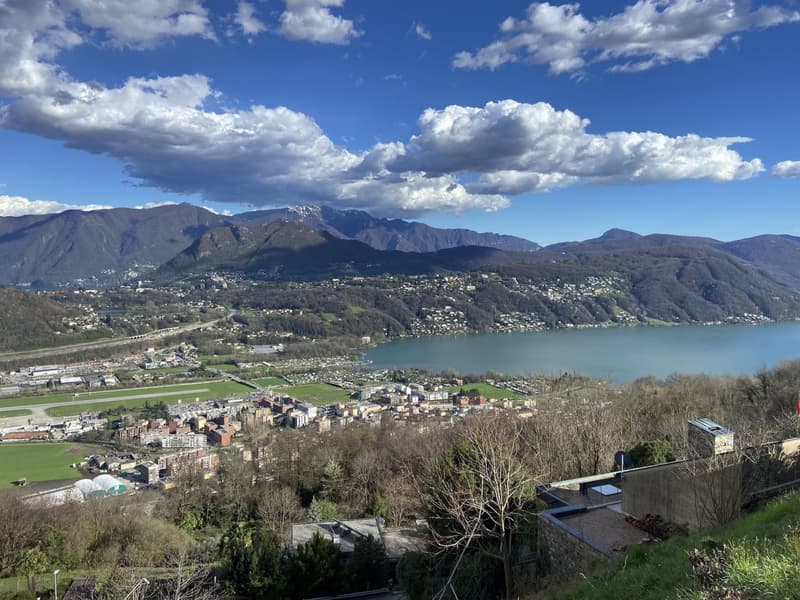 TERRENO EDIFICABILE CON LICENZA DI COSTRUZIONE A CIMO. (1)