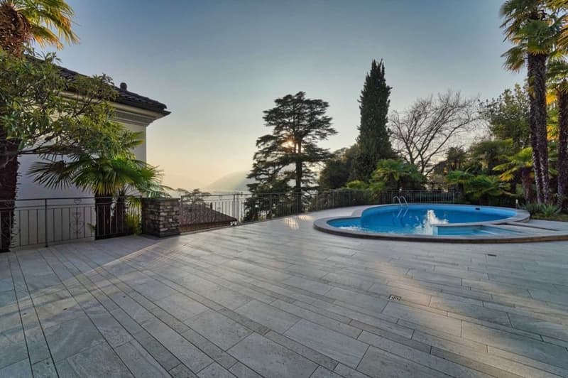 Elegante Attico di lusso con panoramica vista lago (4)