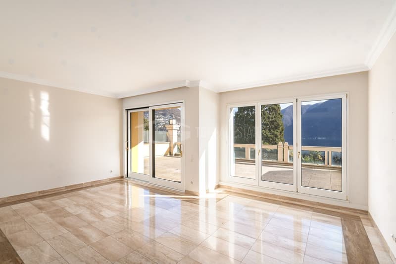 SPLENDIDO APPARTAMENTO CON GRANDE TERRAZZA E VISTA LAGO (5)