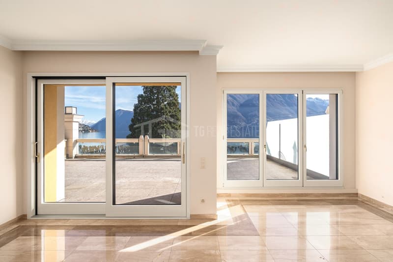 SPLENDIDO APPARTAMENTO CON GRANDE TERRAZZA E VISTA LAGO (7)