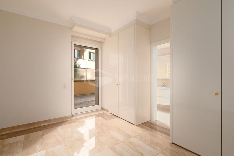 SPLENDIDO APPARTAMENTO CON GRANDE TERRAZZA E VISTA LAGO (10)