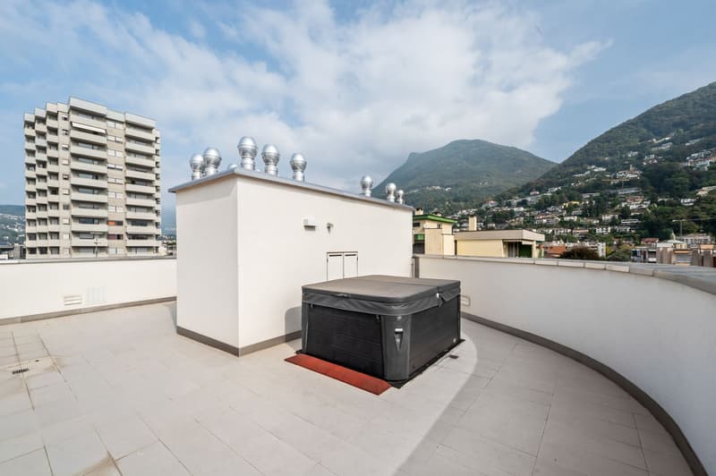 NEUES MÖBLIERTES PENTHOUSE MIT DACHTERRASSE (9)