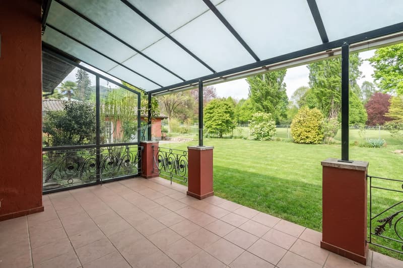5,5-ZIMMER-HAUS MIT GARTEN, SCHWIMMBAD UND NEBENGEBÄUDE (5)