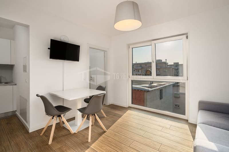 MÖBLIERTES ZWEI-ZIMMER-APPARTEMENT IN EINER GEPFLEGTEN GEGEND (4)