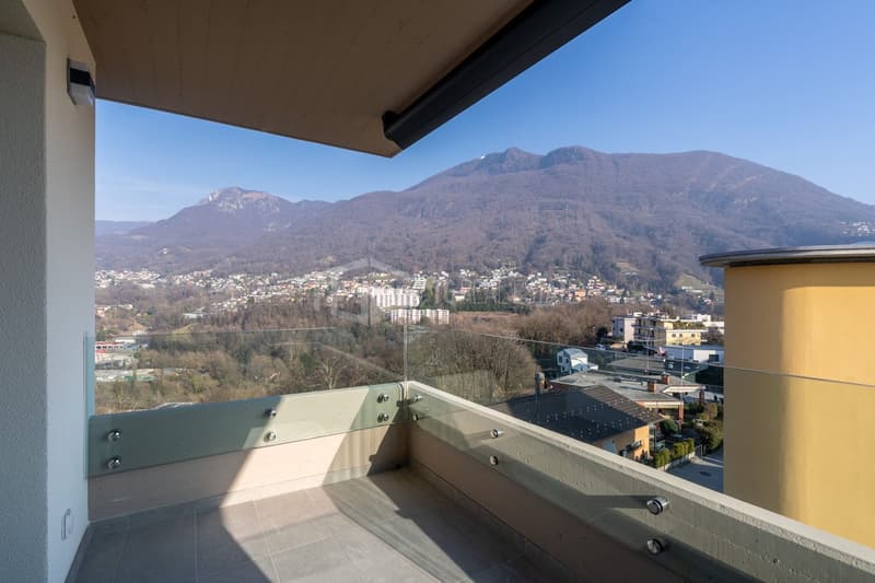 MODERNES 4,5-ZIMMER-PENTHOUSE MIT SEEBLICK (12)
