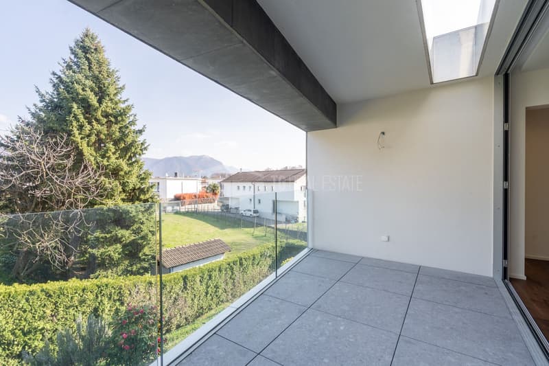 RESIDENZA CONTEMPORANEA CON TERRAZZA E PRIVACY (12)