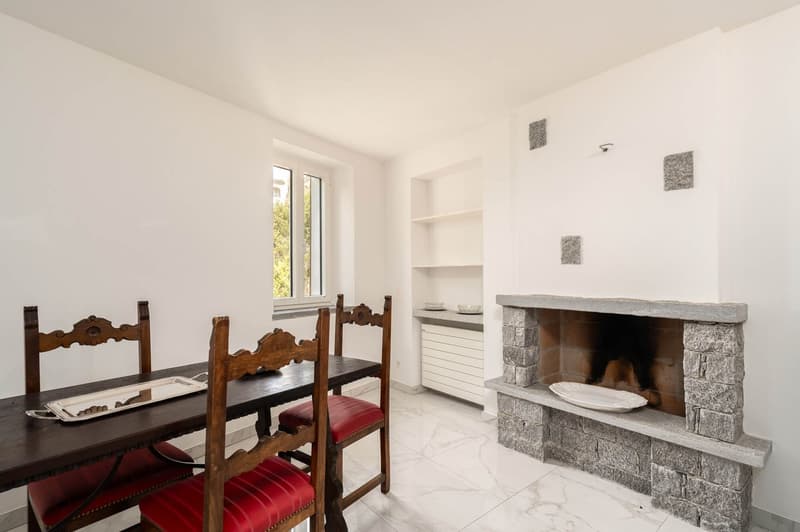 A DUE PASSI DAL LAGO E DAL CENTRO, APPARTAMENTO 2.5 AMMOBILIATO (4)
