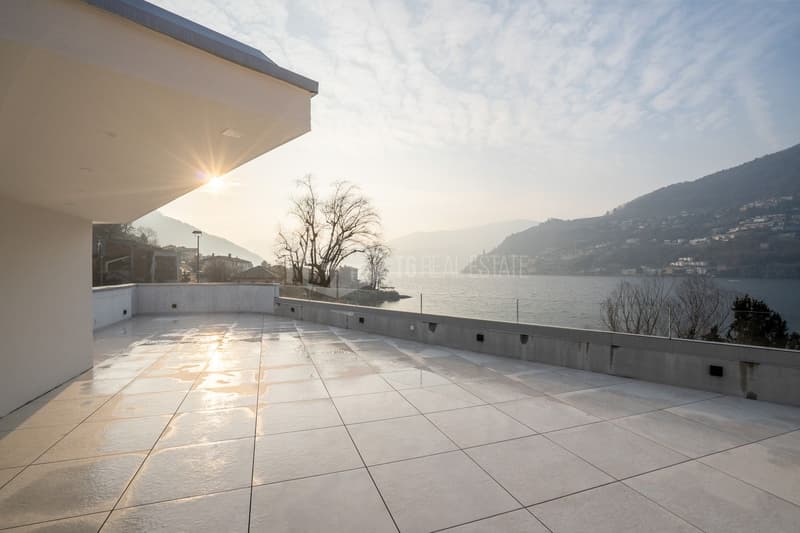 MODERNE VILLA MIT SEEBLICK (10)