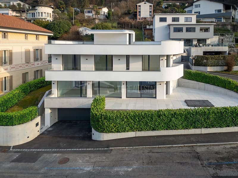 MODERNE VILLA MIT SEEBLICK (2)