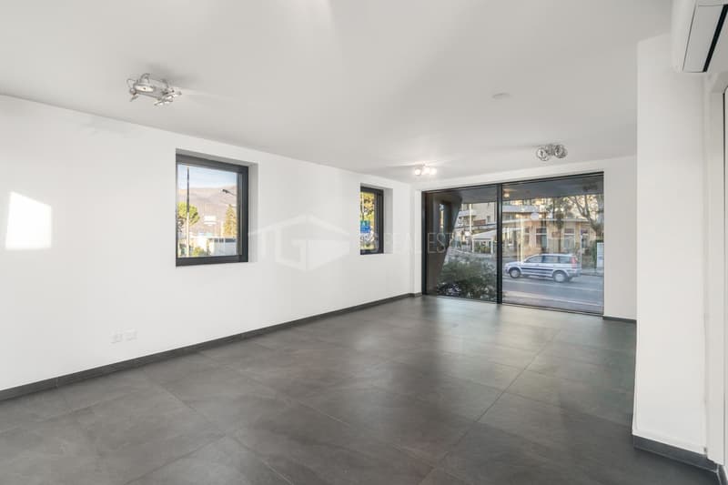 UFFICIO DI ALTO STANDING IN RESIDENZA CONTEMPORANEA (10)