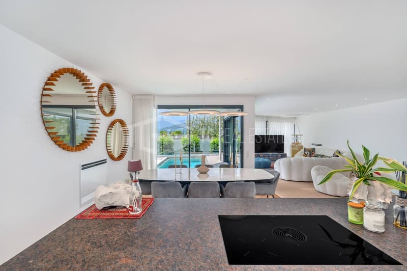 Eleganza Contemporanea con Vista Lago (7)