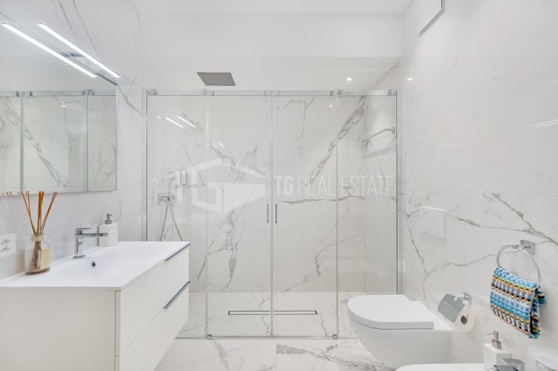 Eleganza Contemporanea con Vista Lago (11)