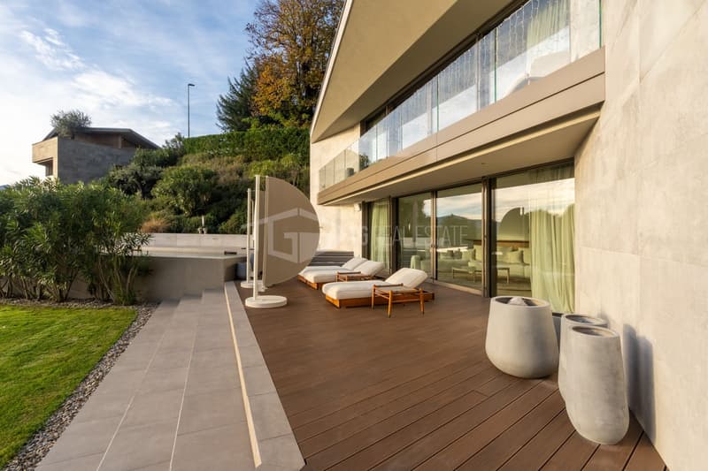 VILLA ESCLUSIVA CON VISTA PANORAMICA SUL LAGO DI LUGANO (2)