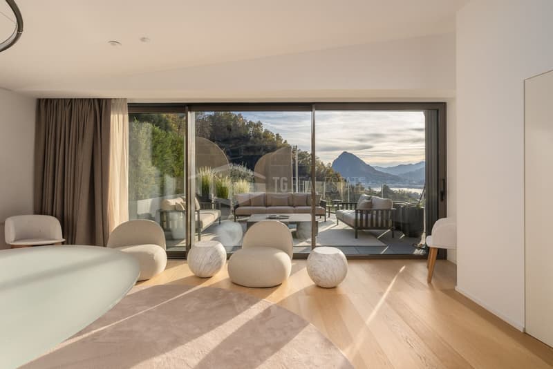 VILLA ESCLUSIVA CON VISTA PANORAMICA SUL LAGO DI LUGANO (12)