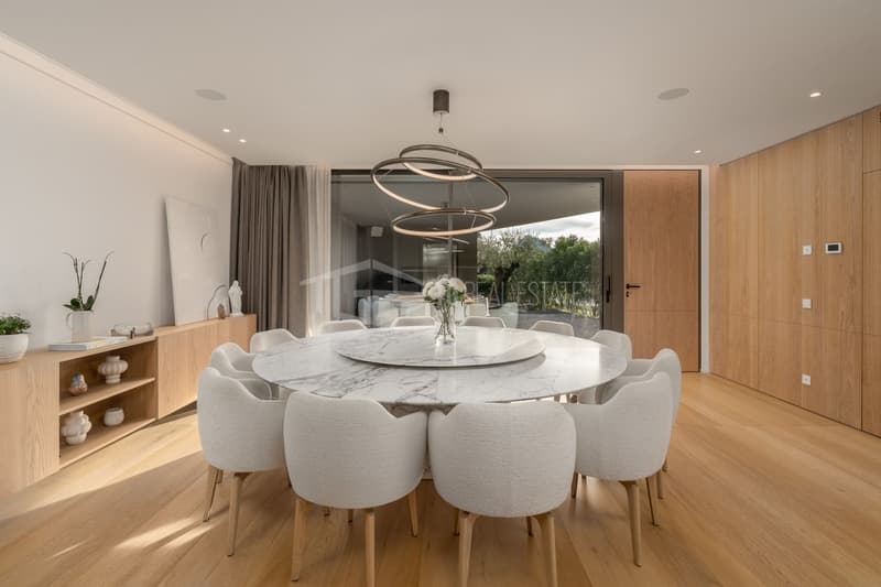 VILLA ESCLUSIVA CON VISTA PANORAMICA SUL LAGO DI LUGANO (9)